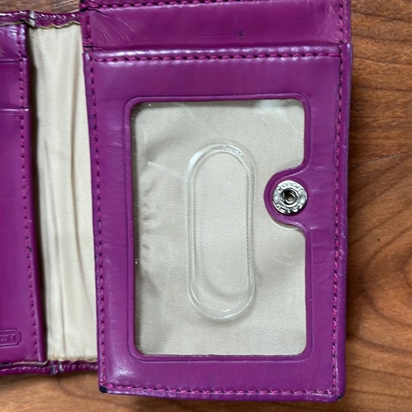 Cranberry Coach card holder - Picture 4 of 6